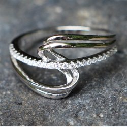 "TONE" Slvring med sm Zirkoner